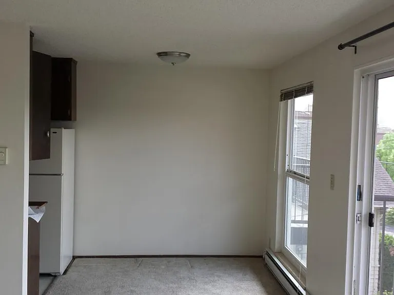 2309 Franklin Ave E #301 — Photo 3