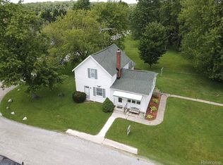 8040 3rd St, Avoca, MI 48006