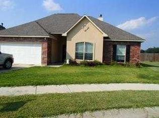 109 Meadowvale Dr, Carencro, LA 70520