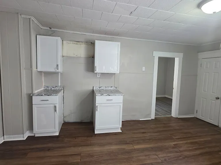 143 County St #2 — Photo 4