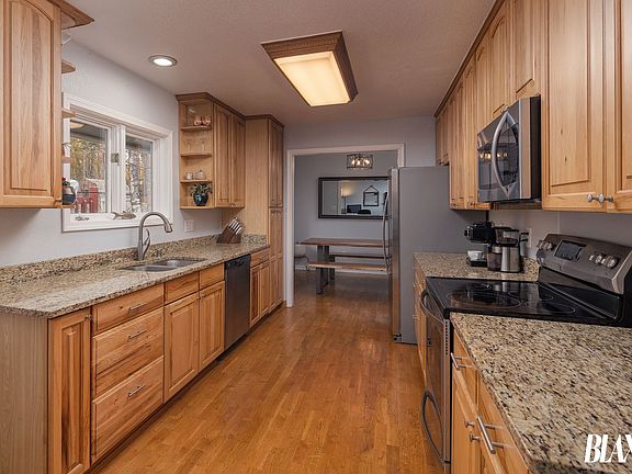2nd image of 22743 Northwoods Dr