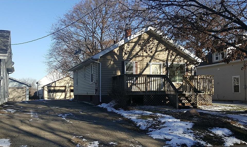 1st image of 525 Hughes Ave
