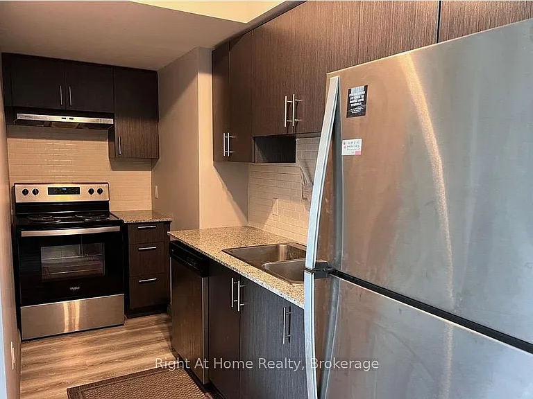 275 Larch St #B-311 — Photo 7
