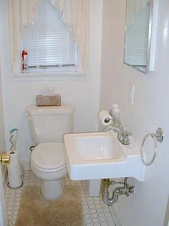 12 Clough Rd — Photo 5