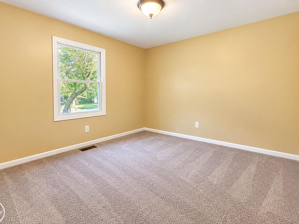 122 Howland Pines Dr, photo 20