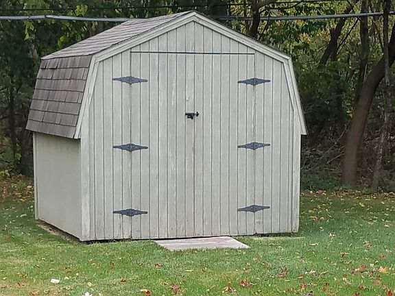 4th image of 270 Shady Lane Dr