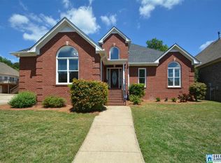 613 Meadow Ridge Dr, Birmingham, AL 35242