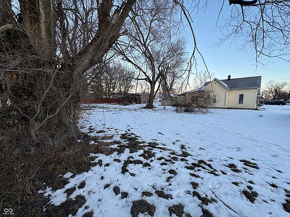 2nd image of 0 Pearl St