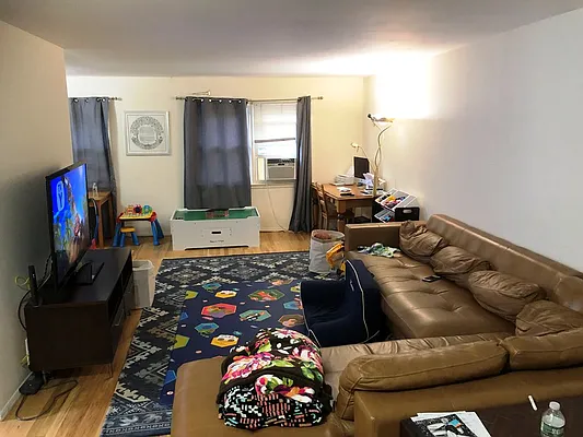 Rented by Prime Realty | media 10