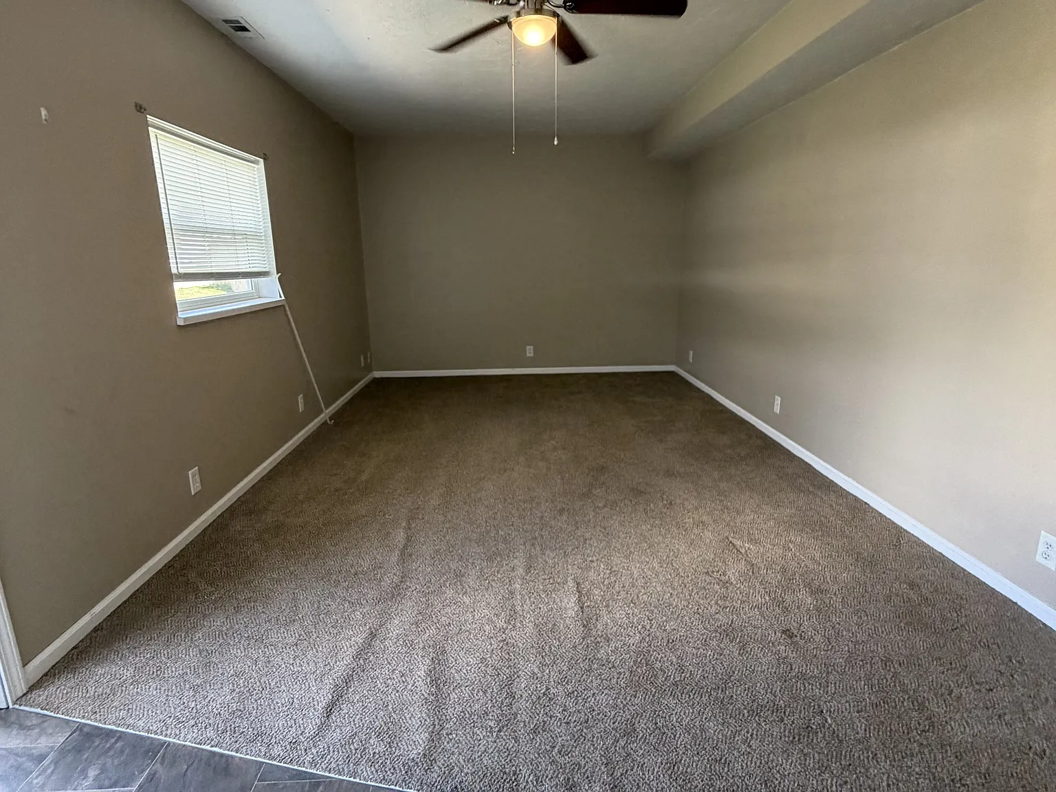 216 Compton Lane - A — Photo 2