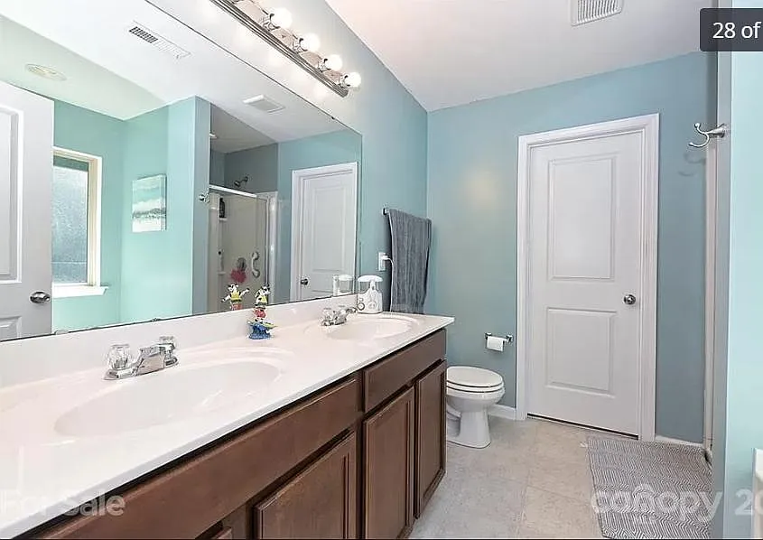 2728 Old House Cir — Photo 4