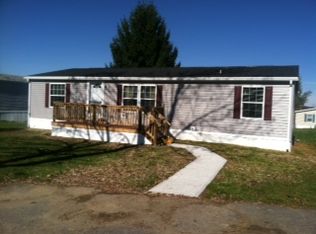 121 Pamela Ln, Somerset, PA 15501