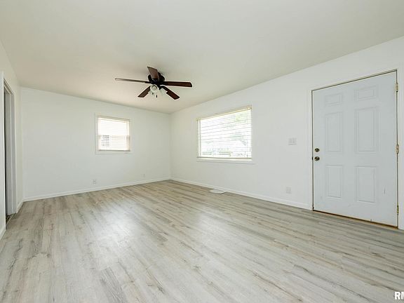 5th image of 915 W Purtscher Dr