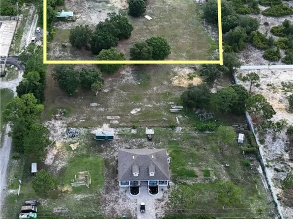 7804 4th Ter, Labelle, FL 33935