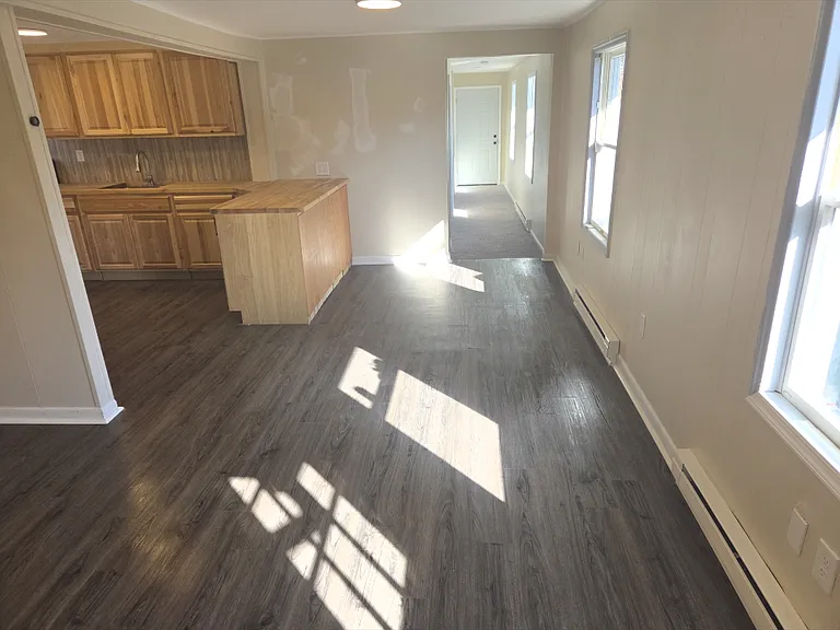 9 E Shore Ln #1A — Photo 7