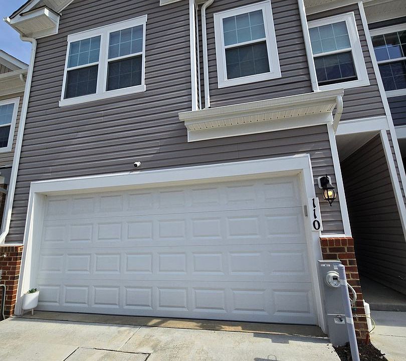 1st image of 110 Correri St