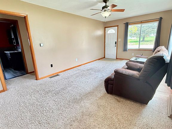 3rd image of 412 2nd St
