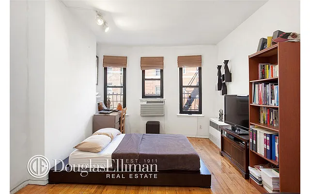 Rented by Douglas Elliman | media 1