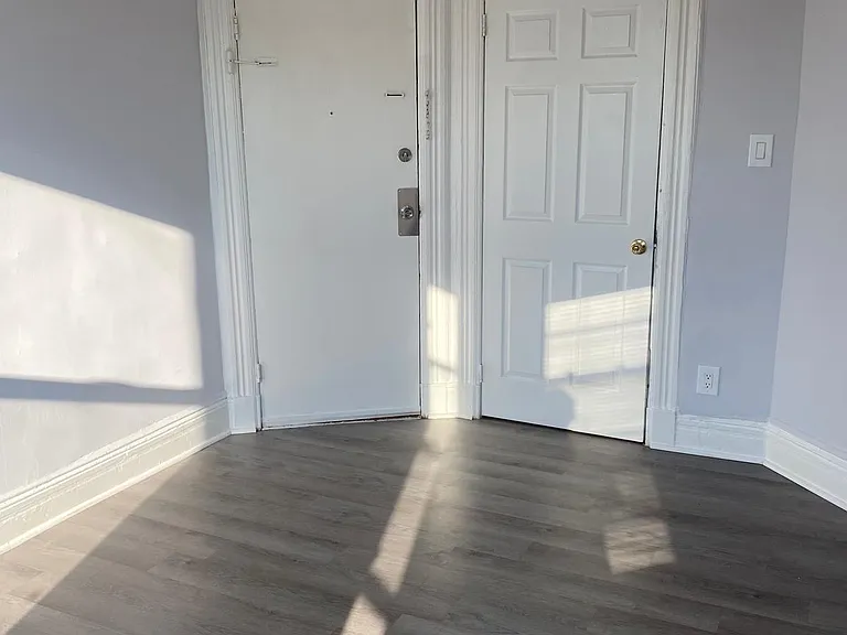 62 Van Buren St #3 — Photo 5
