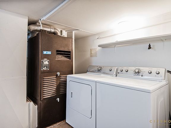 4th image of 2589 E Commonwealth Ave