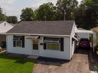 1104 N 19th St, Springfield, IL 62702