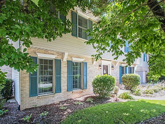3rd image of 51630 Meadow Pond Dr
