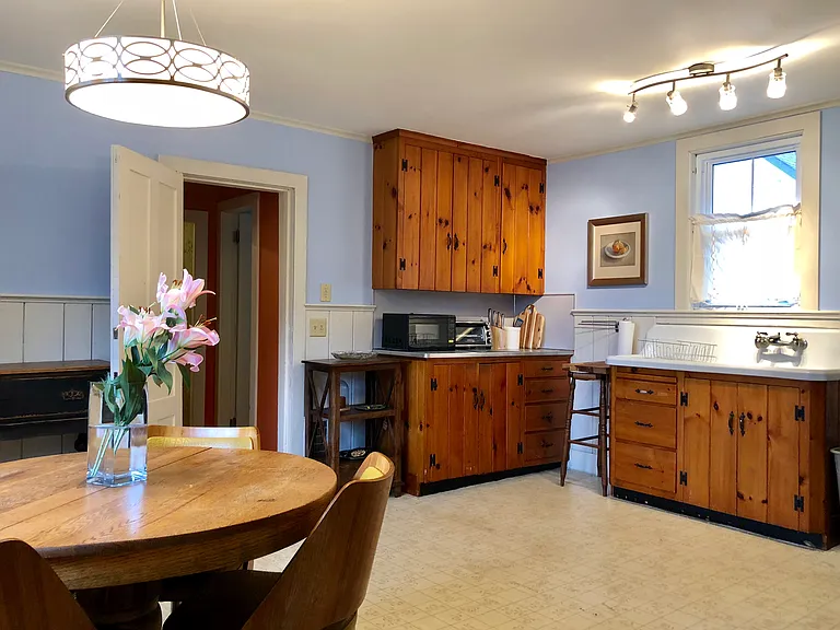 9 Cedar St #3 — Photo 6