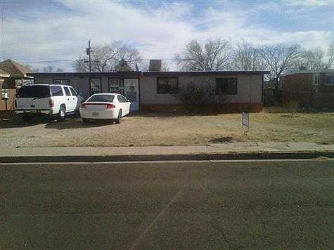 1st image of 1017 W Berry Dr