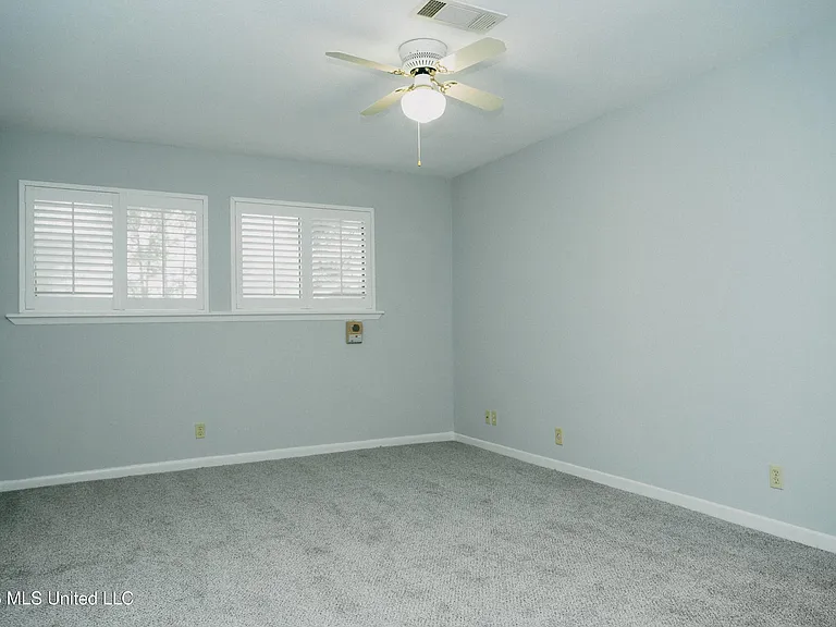 5125 Old Canton Rd #201 — Photo 17