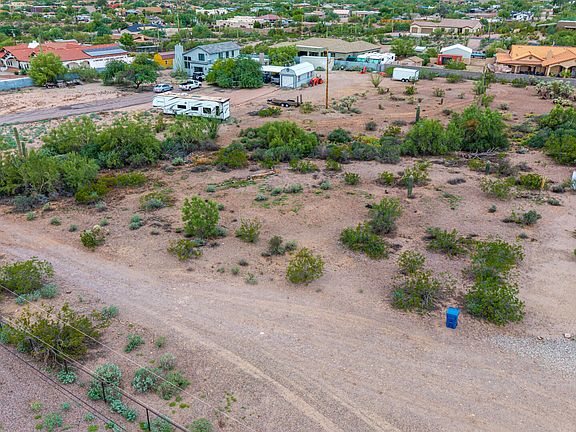 3rd image of 4952 E GREASEWOOD Street #-