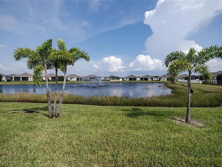 13324 Waterleaf Garden Cir — Photo 21