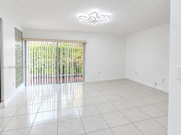 8315 SW 72nd Ave, Miami, FL