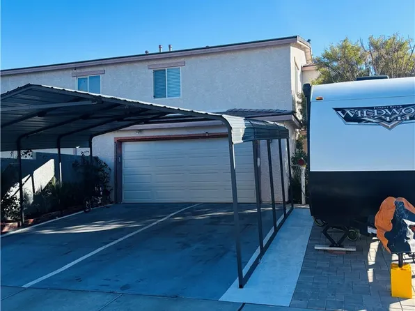 2114 Yale St, North Las Vegas, NV 89030