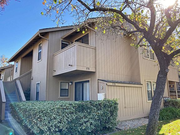 2nd image of 578 Ironwood Ter APT 7