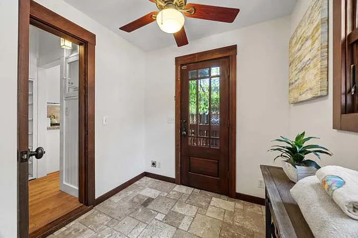 303 Highland Ave — Photo 16