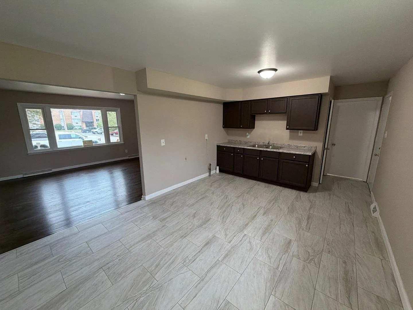 5265 Connecticut St — Photo 4