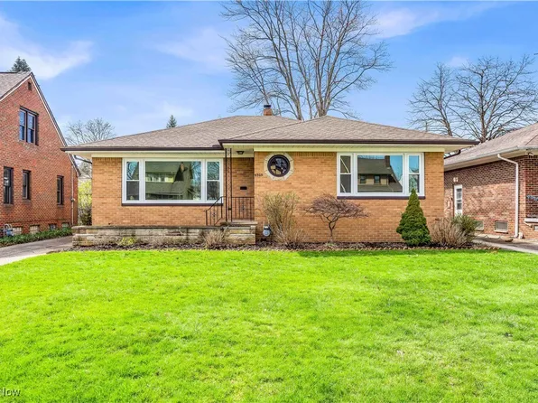 4303 Sheraton Dr, Parma, OH 44134