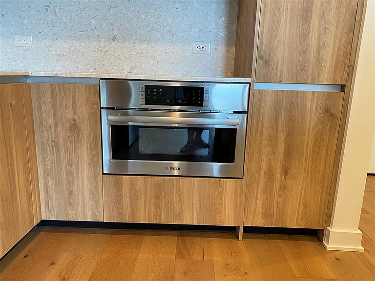 84 East Ave #2607 — Photo 3