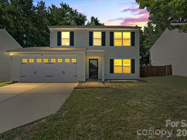 3119 Decapolis Dr, Charlotte, NC 28215