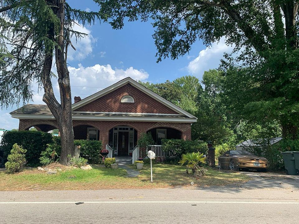 1st image of 1203 E Muller Ave