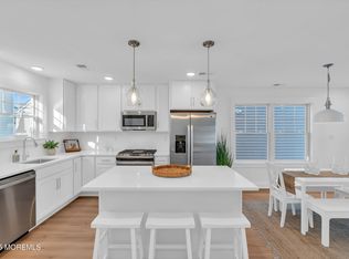 4 Shell Rd, Mantoloking, NJ 08738