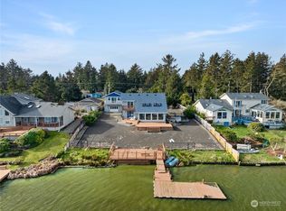 556 Mount Olympus Ave SE, Ocean Shores, WA