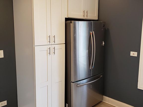 4th image of 529 N Laramie Ave #2