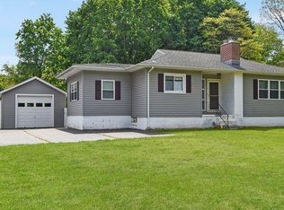 518 Pool Rd, North Haven, CT 06473