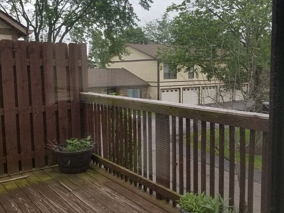 4th image of 2842 Foxwood Ct