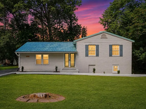 2902 Kanewood Dr, Durham, NC 27707