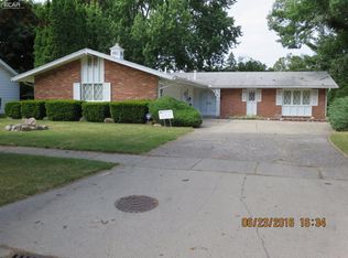1806 Lynbrook Dr, Flint, MI 48507