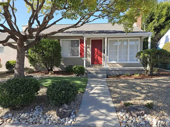 2220 Farley St, Castro Valley, CA 94546