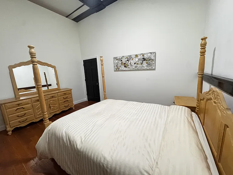 202 W Main St #1 — Photo 4