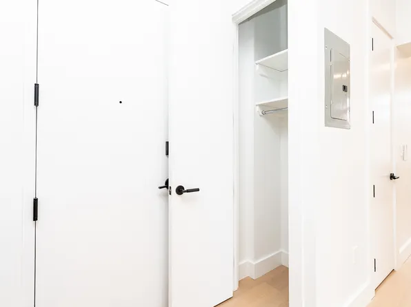 107 South 6th Street image 14 of 16